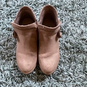 Girls SO brand boots size 1